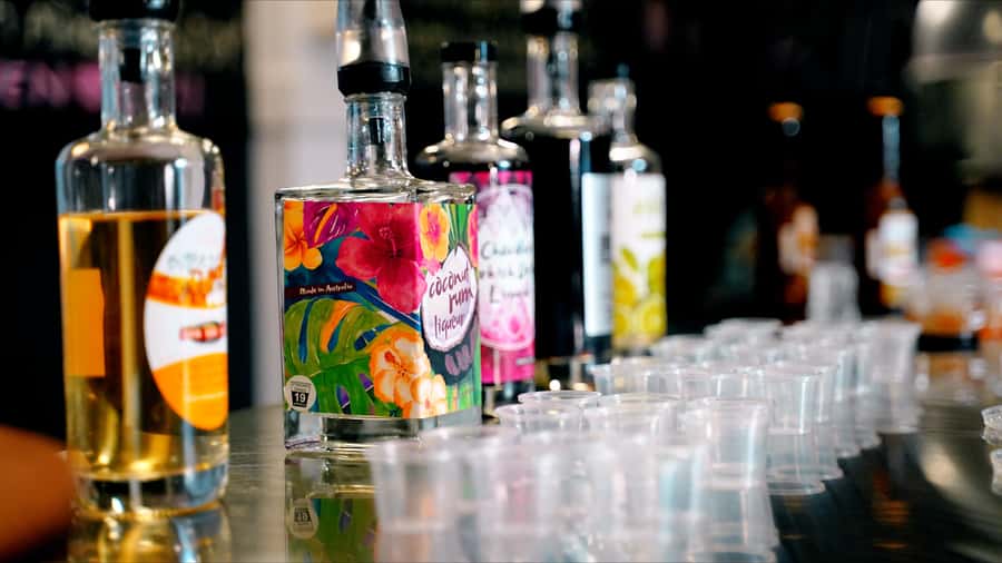 Package - Sugar Shed Tour and Rum Distillery Tour 1.5 hours - Starting in the sugarcane patch and the Mackay farming story