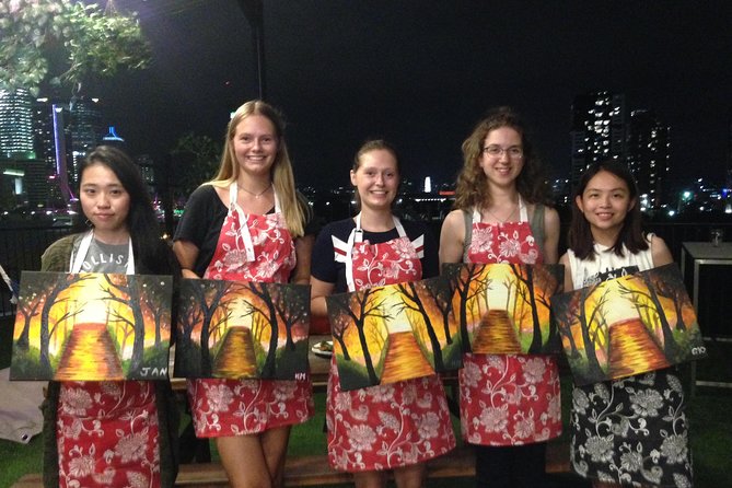 Paint and Sip BYO in Brisbane CBD Friday night - Who this suits best (and who might hesitate)