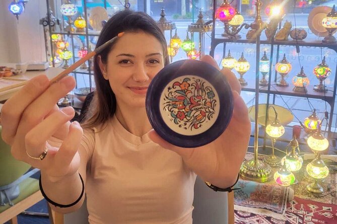 Paint and Sip Classes Sydney: Ceramic Plates & Bowls - Where to Go: 191 William St, Darlinghurst and Easy Public Transport