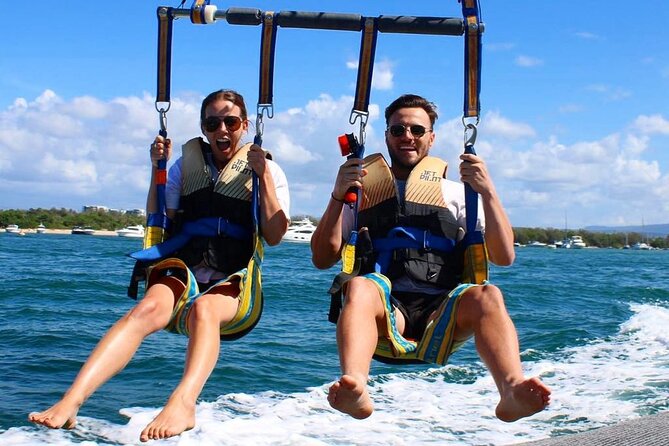 Parasailing on the Gold Coast, Fly solo, Tandem or Triple - Solo, tandem, or triple: choosing the right flight for your group