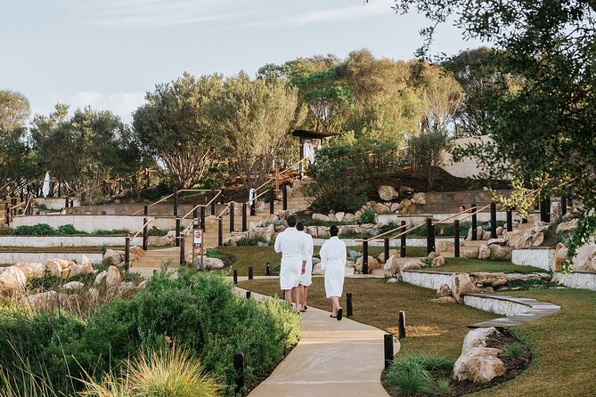 Peninsula Hot Springs Spa Experience and Express Transfer Shuttle - Beyond the Spa: Arthurs Seat and Safety Beach Beach Boxes