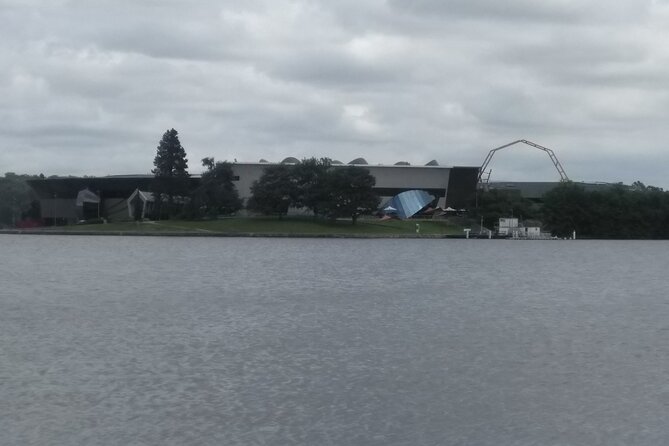 Personalised Sightseeing in Canberra, with John - Australian War Memorial and Anzac Parade: the stop that sets the tone