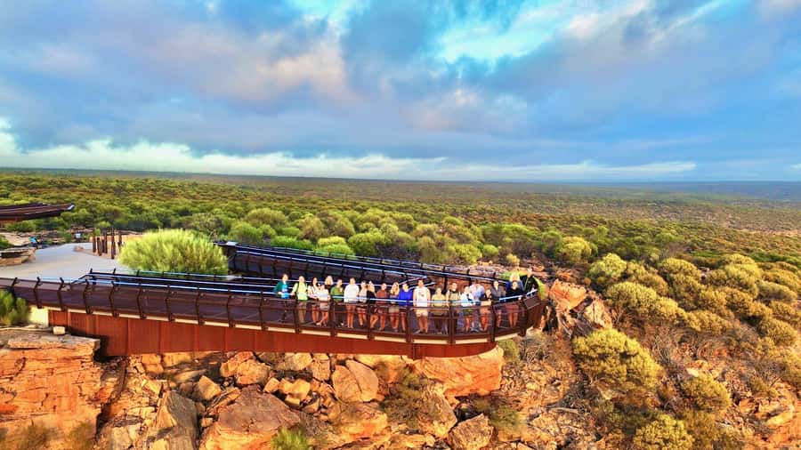 Perth: 7 Day Exmouth Explorer & Ningaloo Reef Return Perth - Indian Ocean Drive and Jurien Bay: coastal breaks that stop the fatigue