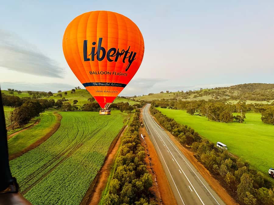Perth: Avon Valley Hot Air Balloon Flight with Breakfast - Key things to know before you go
