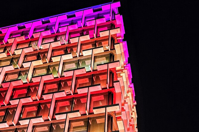 Perth City Lights Instagram Tour with Dessert - Matagarup Bridge: changing colors and the photo-friendly shimmer