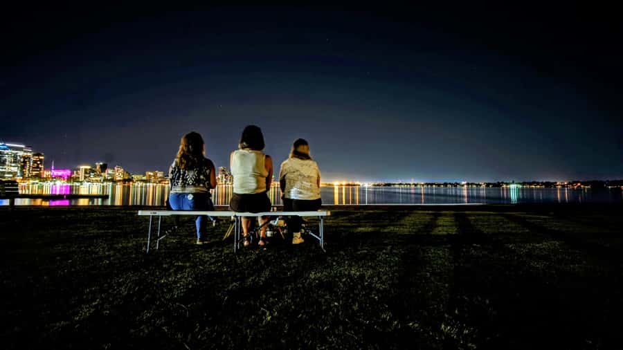 Perth: City of Lights Tour with Dessert - Key highlights worth planning around