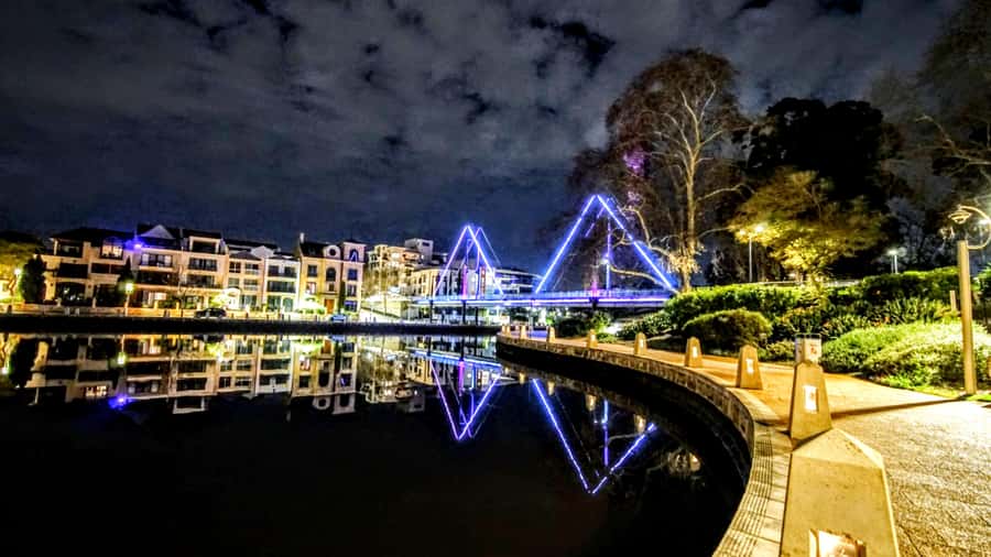 Perth: City of Lights Tour with Dessert - Perth Stadium to Matagarup Bridge: Photo Stops With Swan River Magic