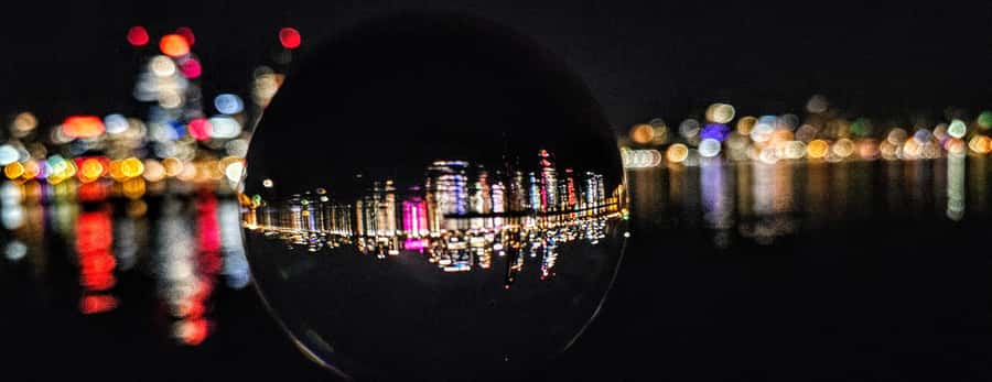 Perth: City of Lights Tour with Dessert - Getting Picked Up in a White Mercedes Minibus (and Back Again)