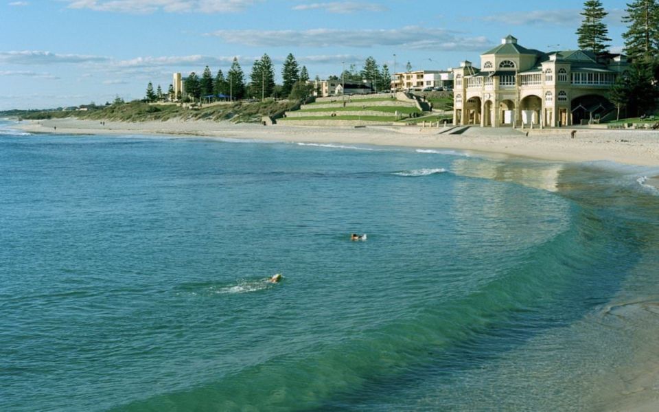 Perth & Fremantle Small-Group Tour with Swan River Cruise - The Swan River Cruise Finish: Glide Back to Perth With Live Commentary