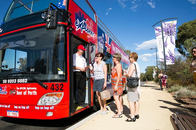 Perth Hop-On Hop-Off Bus Tour - Timing tips: last-returning buses and the real-life wait between hops