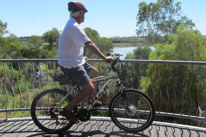 Perth Landmarks & Scenic Foreshore - Guided Bike Tour - Elizabeth Quay and the modern waterfront payoff