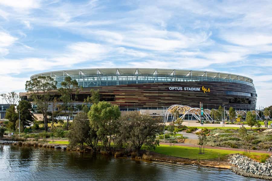 Perth Landmarks & Scenic Foreshore - Guided Bike Tour - What to bring so the 3 hours feels easy