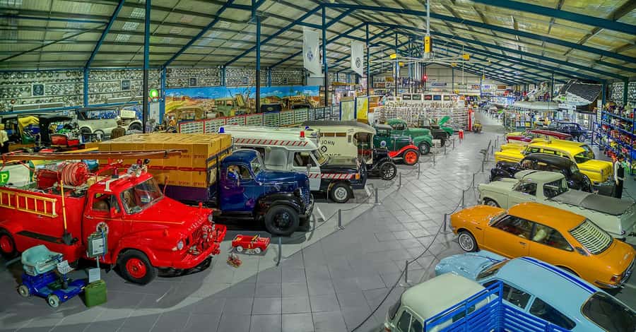 Perth: Motor Museum of Western Australia Entry Ticket - The scale model hall: 15,000 models that reward patience