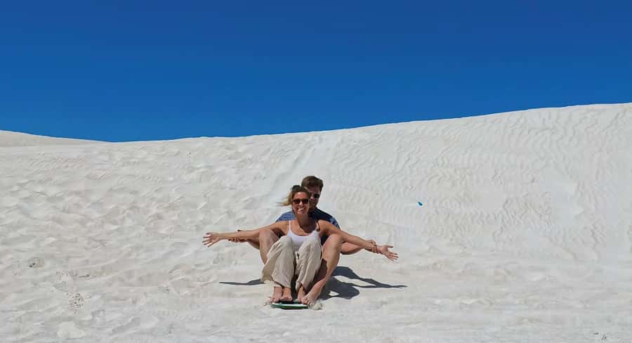 Perth: Pinnacles Stargazing, Sandboarding & Beach Kangaroos - Guided telescope stargazing: turning darkness into a map