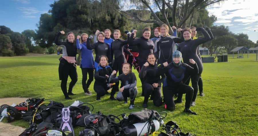Perth: Rottnest Island Scuba Diving Day Trip-Certified Diver - Two underwater sessions: how the day is timed and what to look for