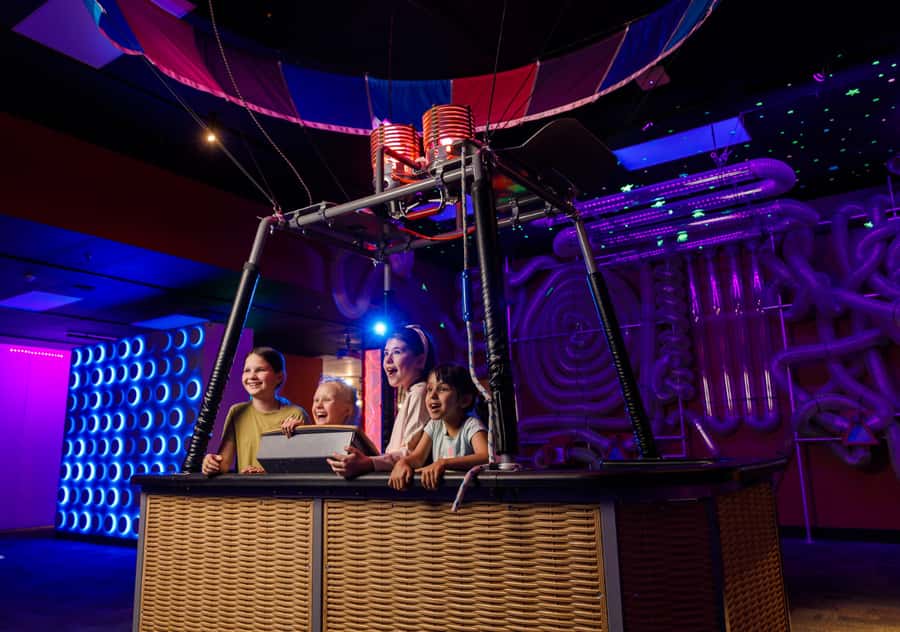 Perth: Scitech Discovery Centre All Day Entry Ticket - Your ticket includes the big stars: planetarium and Science Theatre