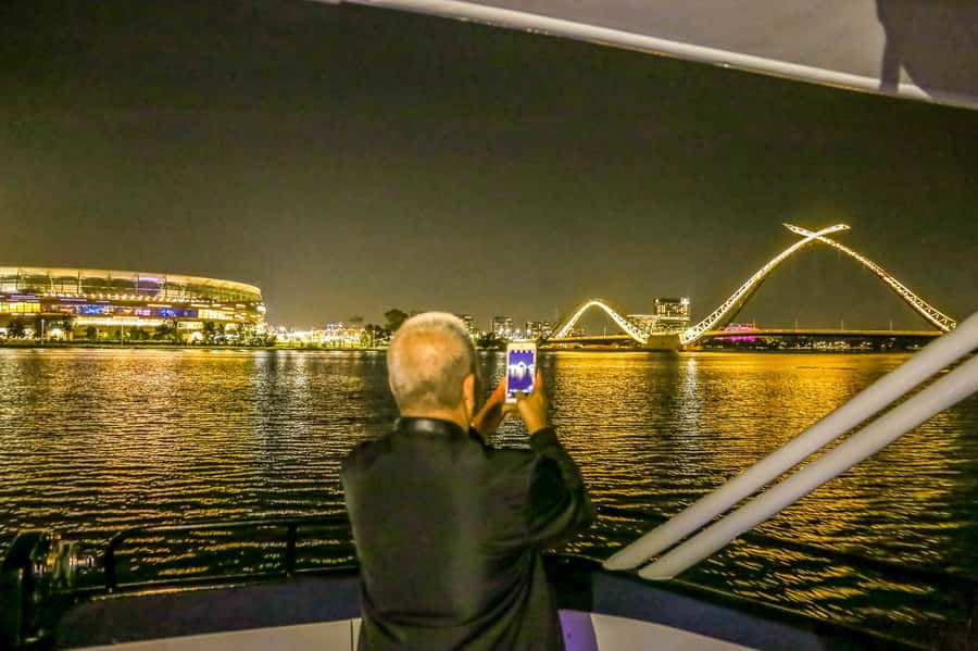 Perth: Swan River Dinner Cruise - Logistics that matter more than you think
