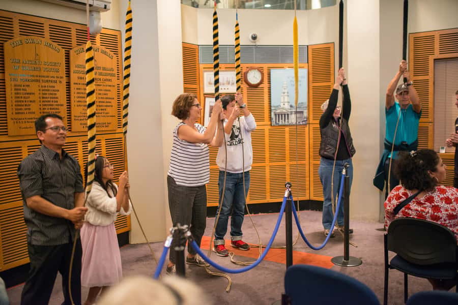 Perth: The Premium Anzac Bell Tour at the Bell Tower - Level 5 exclusive viewing: waiting for the midday minute