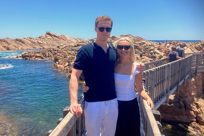 Perth to Margaret River Wineries & Sightseeing 1 Day Tour - Canal Rocks: quick bridge photos with ocean views
