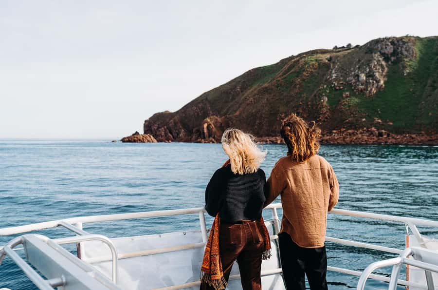 Phillip Island: 1-Hour Cape Woolamai Scenic Cruise - San Remo Jetty to Cape Woolamai: a fast route that still feels special