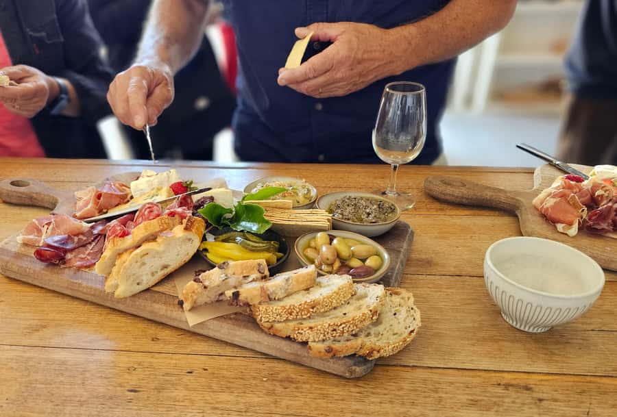 Phillip Island: Wine, Wildlife & Penguins with Gourmet Feast - Penguin Parade viewing: the nightly ritual that still feels magical