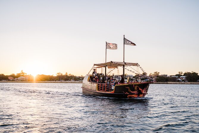 Pirate Ship Sundowner Cruise in Mandurah - The route: Eastern Foreshore to canals to sunset