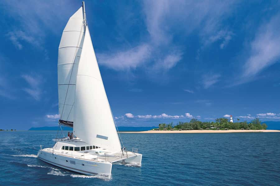 Port Douglas: Low Isles Afternoon Cruise on Luxury Catamaran - Luxury Catamaran to Low Isles: The Afternoon Style