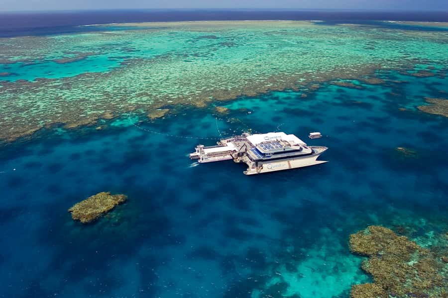 Port Douglas: Outer Barrier Reef Cruise & 10 Min Helicopter - Port Douglas to Agincourt on Quicksilver’s catamaran