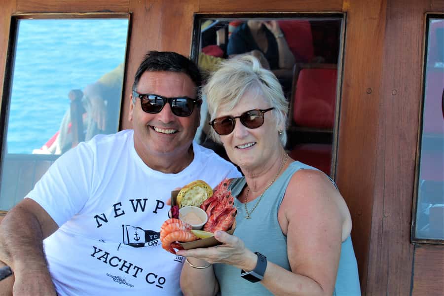 Port Douglas: Shaolin Seafood Lunch Sail, with Fresh Prawns - Key points you’ll feel right away