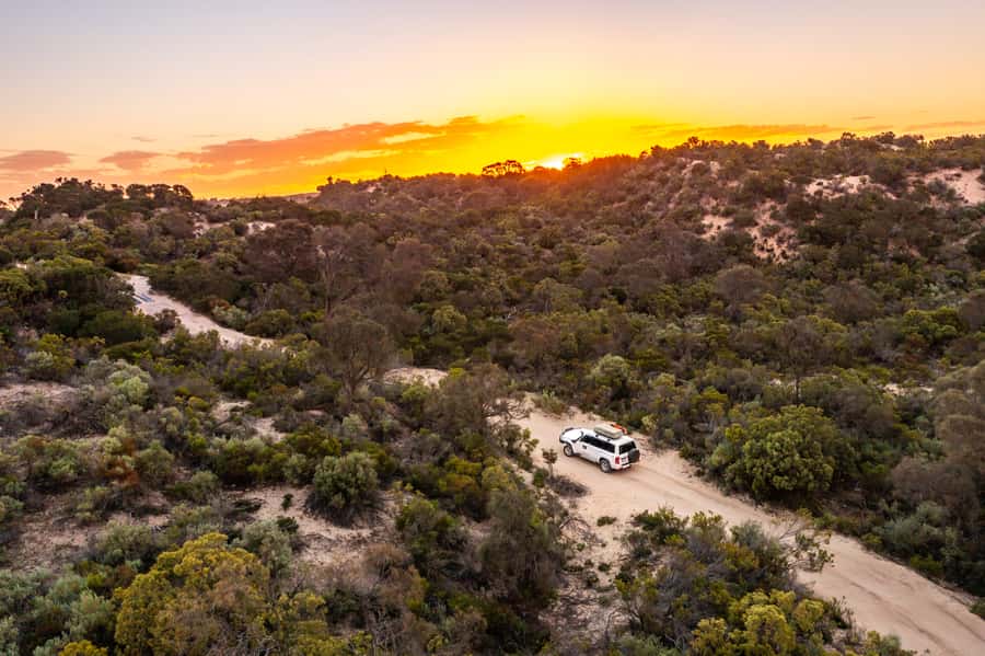 Port Lincoln: Lincoln National Park Sunset Sand Dunes Tour - Off-roading through dunes: what you’re really signing up for