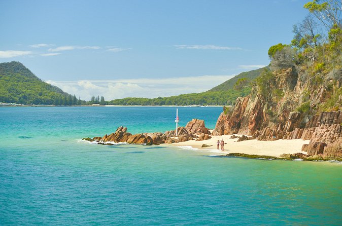 Port Stephens: Dolphin Watch Eco Adventure - Weather, motion, and what to pack so the trip stays fun