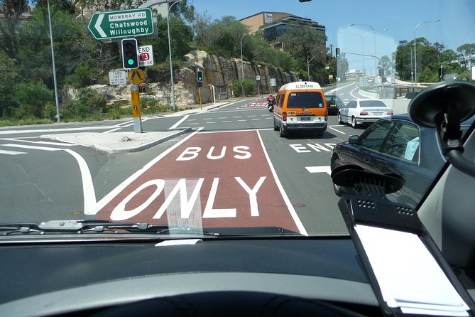 Premium Private Transfer FROM Sydney CBD/Downtown to Sydney Airport 1-11 people - Should you book this Sydney CBD to SYD private transfer?
