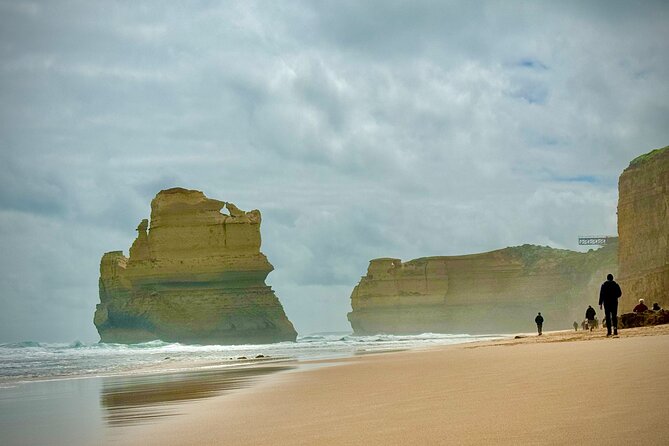 Premium Small Group Great Ocean Road & Wildlife with Lunch - Apollo Bay lunch break: where the day slows down
