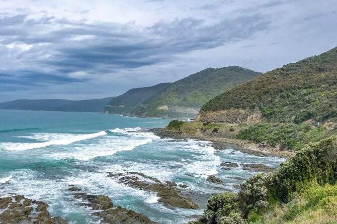 Premium Small Group Great Ocean Road & Wildlife with Lunch - Loch Ard Gorge and Gibson Steps: shipwreck drama meets beach-level views