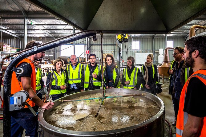 Premium Spirits Tour - The Coal Valley and Southern Midlands Drive: Scenic Tasmania Without the Planning