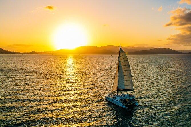 Private 2hr Yacht Hire Whitsundays - The two-hour flow: what happens on the water