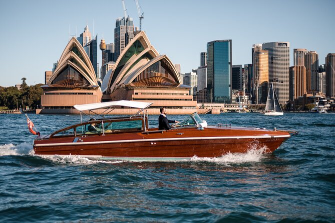 Private 90 min Luxury Cruise on Sydney Harbour - up to 6 Guests - Private luxury boat time: why “up to 6” matters