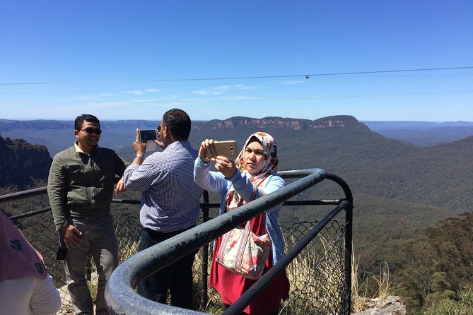 PRIVATE Blue Mountains tour & Koalas, Kangaroos, Cruise plus more - Wentworth Falls: the “water and depth” moment