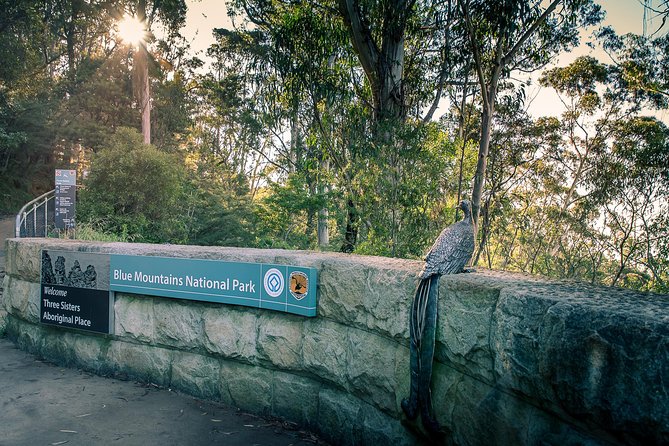 PRIVATE Blue Mountains Wilderness & Wildlife Late Start Tour - Lawson and Wentworth Falls: lunch breaks that reset your legs