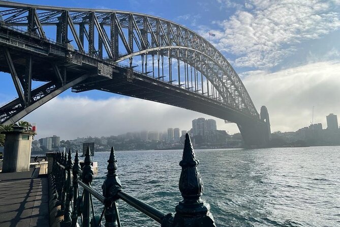 Private City Tour: Best of Sydney - Starting in The Rocks and Campbell’s Cove (colonial Sydney, up close)