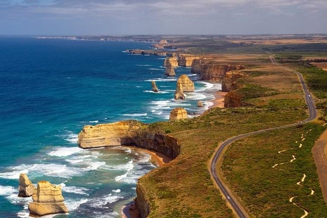 Private Great Ocean Road Day Trip from Melbourne - Bells Beach and Split Point Lighthouse: ocean drama and ocean meeting points