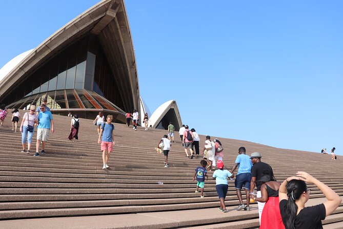 Private Luxury Half Day Sydney City Tour - St Mary’s Cathedral and King Cross Drive-By: A City in Layers