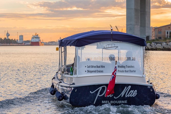 Private Romantic Melbourne Dinner Cruise for 2 - Timing and choosing the right start time in Melbourne