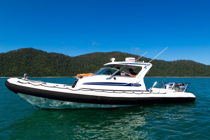 Private Standard Charter Experience in Whitsundays - Key Points at a Glance