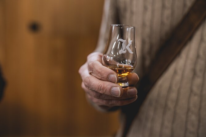 Private Tassie Distillery Tour - Tastings, Lunch and Morning Tea - Stop 3: Killara Distillery and owner Kristy Lark