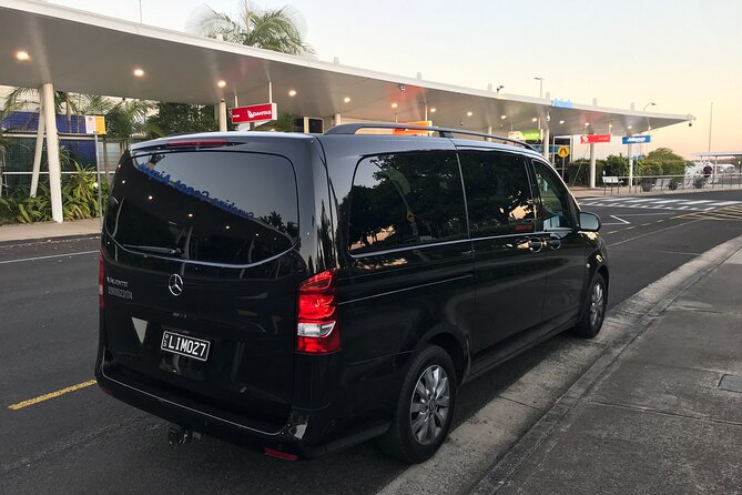 Private Transfer from Sunshine Coast Airport to Noosa up to 5 pax - Accessibility and “Real Life” Group Size