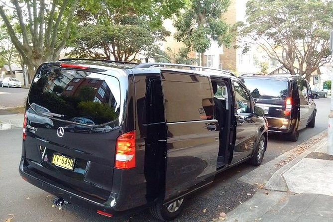 Private Transfer FROM Sydney Airport to Sydney CBD for 1 to 2 pax - Your timing game: how to plan the first hour in Sydney