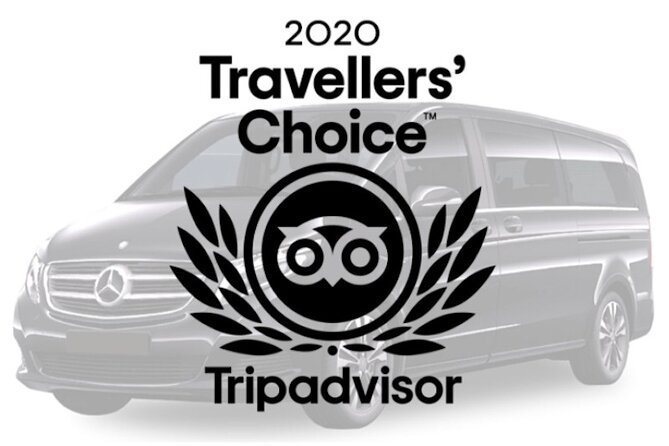 Private Transfer FROM Sydney Airport to Sydney CBD for 1 to 2 pax - The ride itself: premium minivan comfort in the middle of traffic