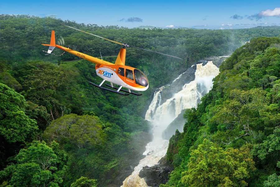Reef Rainforest Fusion 45 minute scenic flight - Getting the view right away: why this flight feels like value