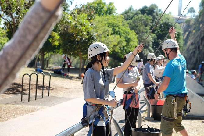 Rock Climbing at the Kangaroo Point Cliffs in Brisbane - Kangaroo Point Cliffs Park: How the Climb Works on Real Rock